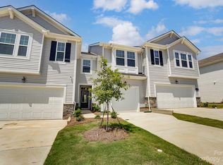 1212 Bigelow St, Charlotte, NC 28269