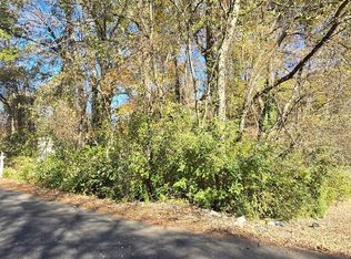420 Killian Ave, Mount Holly, NC 28120