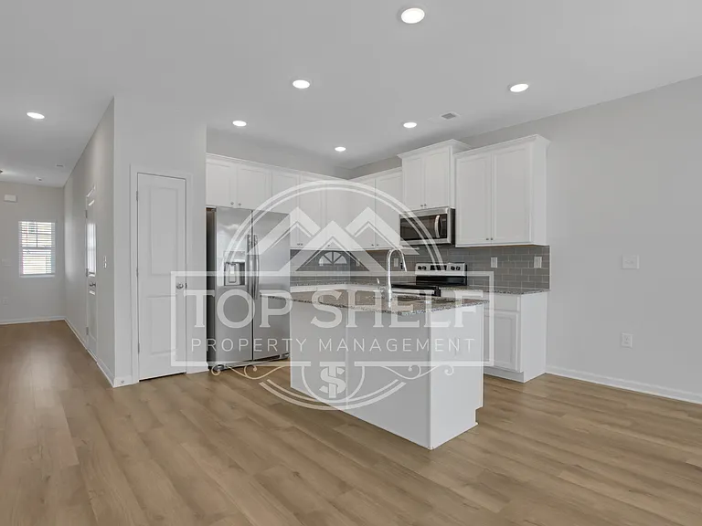 102 Jaxton St #1 — Photo 8