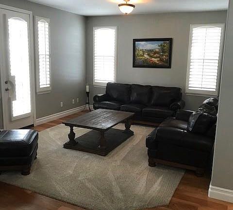 5th image of 514 Los Altos Dr