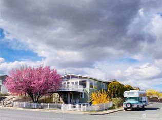 51 Hemlock St N, Soap Lake, WA 98851