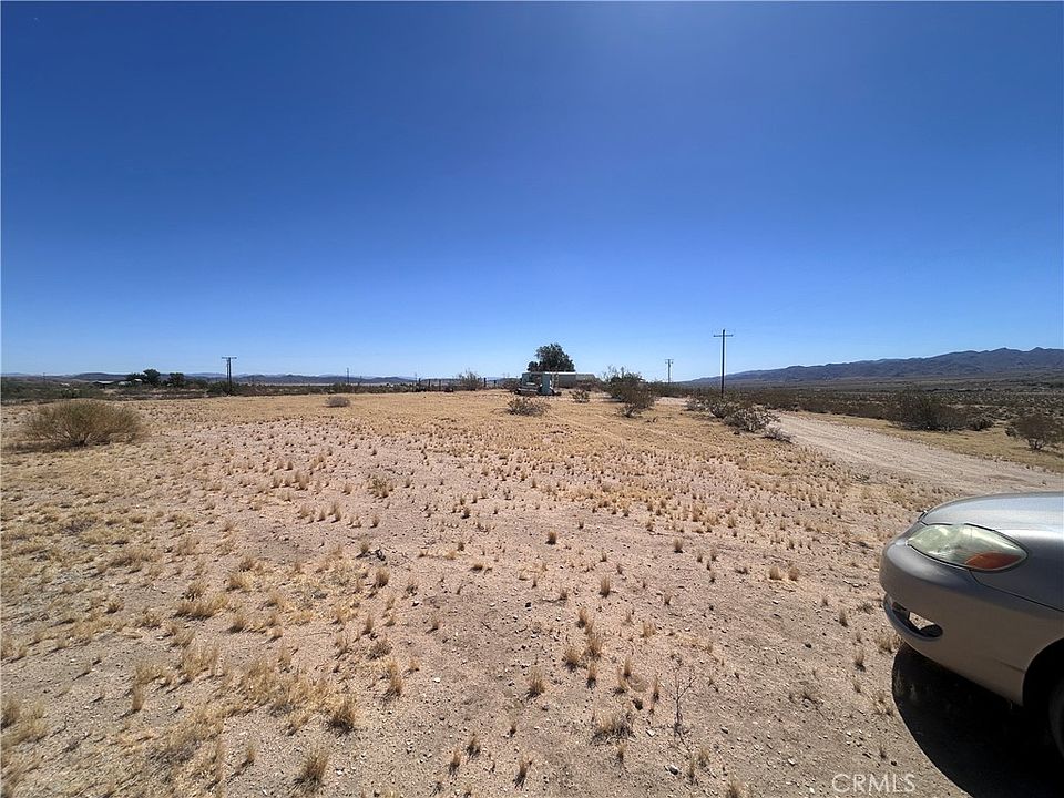 1st image of 62756 Petunia Dr