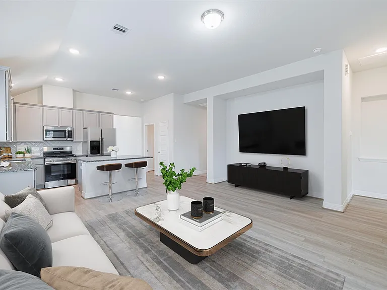 33118 School Hill Rd — Photo 2