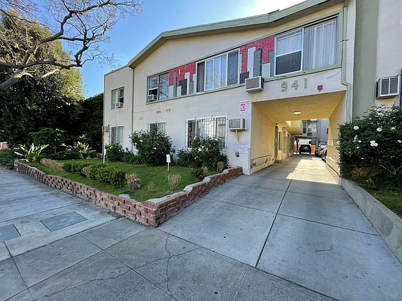 2nd image of 941 N Sierra Bonita Ave APT 7