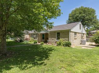 604 Maple Dr, Farmington, MO 63640
