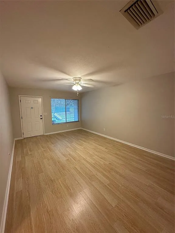 2 bed, 2.0 bath, 1029 sqft, $1,200 — Photo 2