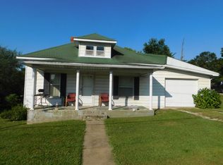 110 N Pine St, Mountain View, MO 65548