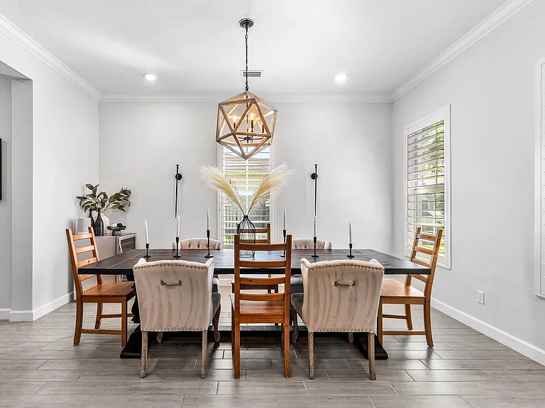 981 Castaway Ct — Photo 6