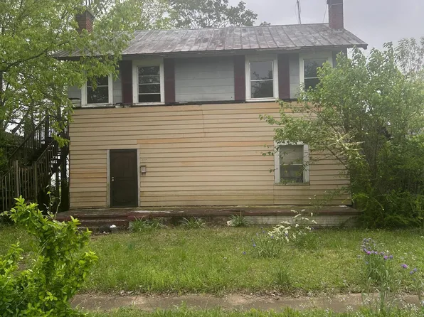 215 50th St, Fairfield, AL 35064