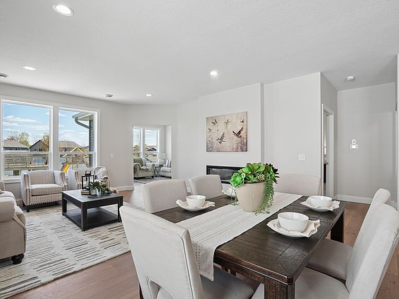 4th image of 7386 Kahl Cir NE