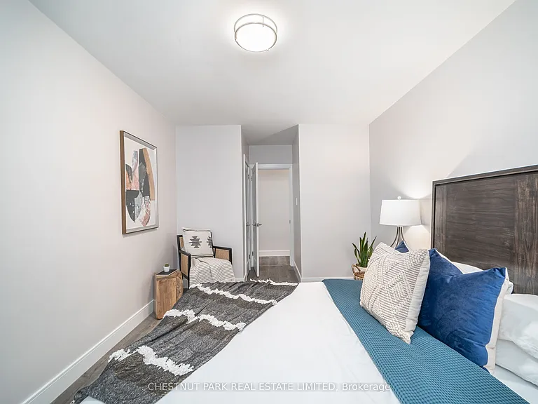 42 Cavell Ave — Photo 24