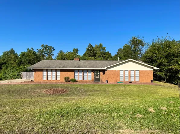 307 Maywood Dr, Petal, MS 39465