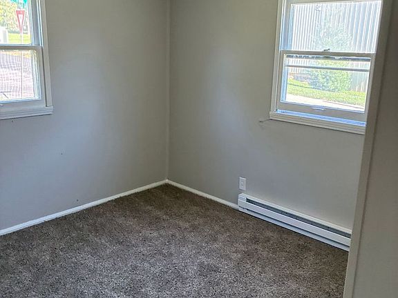 5th image of 3730 Logan Ave