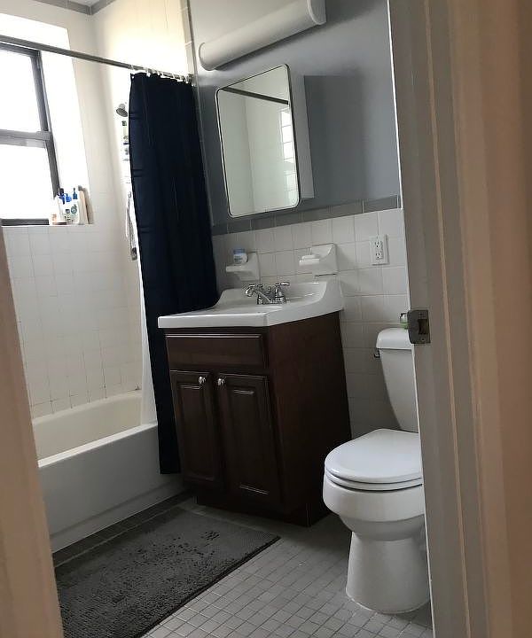 2nd image of 176 Stuyvesant Ave #2