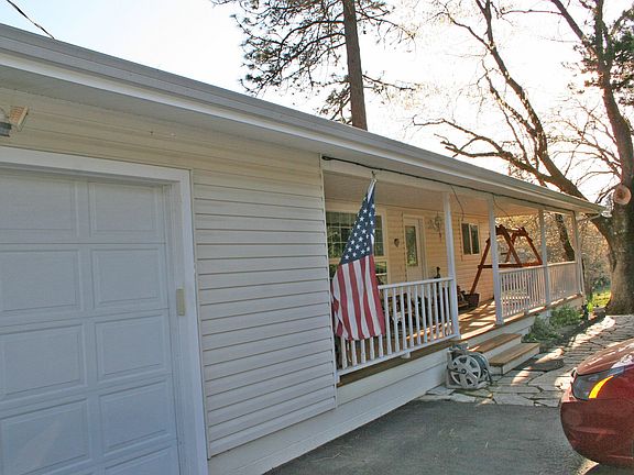 2nd image of 125 Tenney Dr