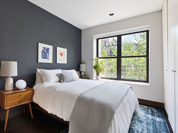4th image of 726 Sackett St APT 3L