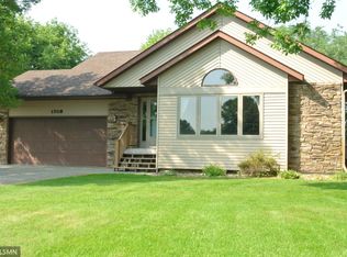 1508 Mc Auliffe Pl NW, Alexandria, MN 56308