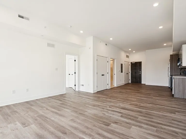 1420 Point Breeze Avenue — Photo 30