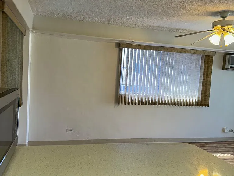 1024 Spencer St #21 — Photo 4