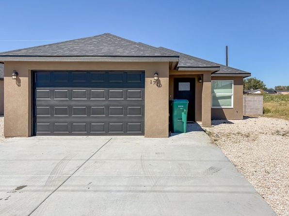 1710 E Chuckwagon Dr