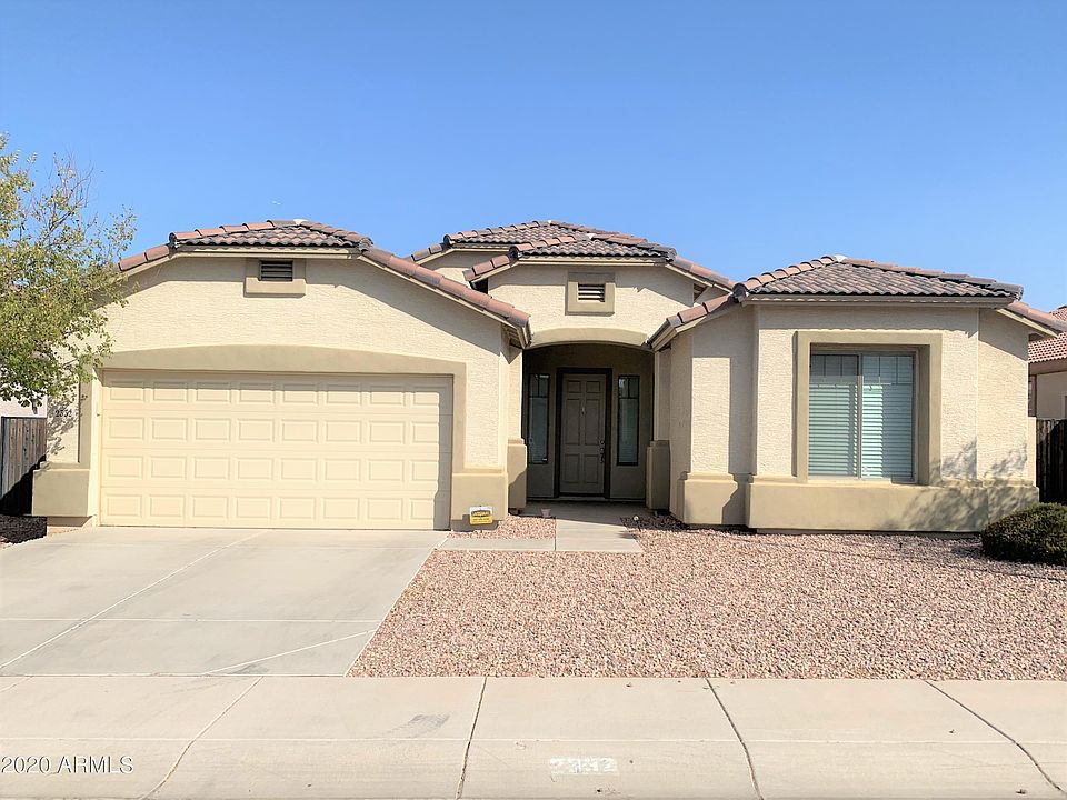 1st image of 2332 W Fawn Dr