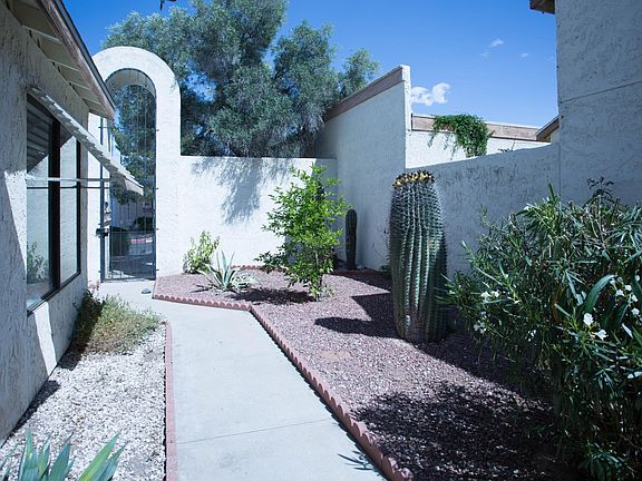 2nd image of 6924 S Placita Colotlan