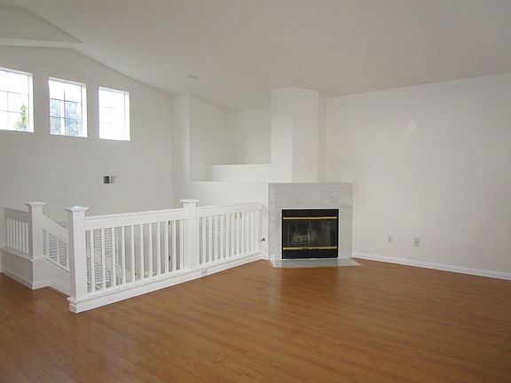 2nd image of 5592 Crimson Cir