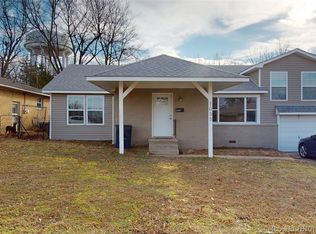 1033 E 6th St, Ada, OK 74820