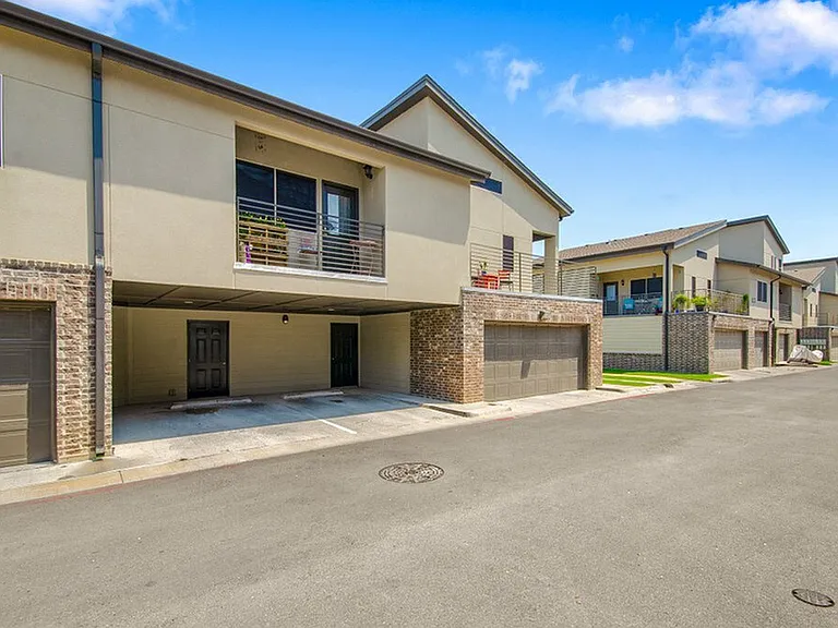 Tinsley Place — Photo 10