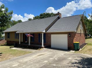 5026 Sycamore Dr, Hope Mills, NC 28348