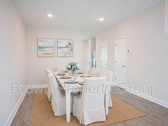 5th image of 139 Loren Rd