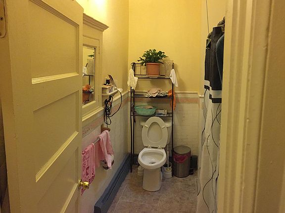 2nd image of 3378 Frankford Ave #2