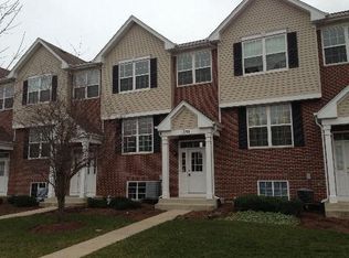 1355 W Alder Creek Dr, Romeoville, IL 60446