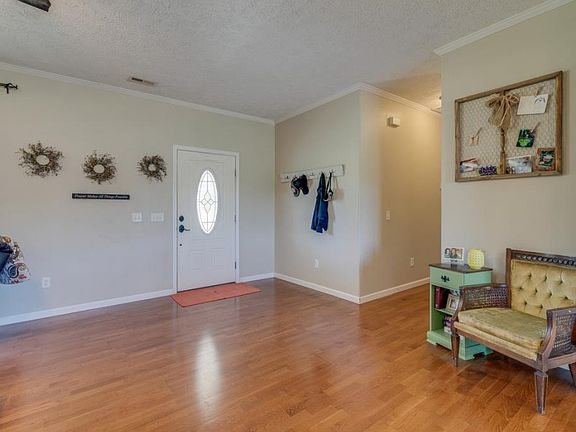 4th image of 6137 Cherry Ln