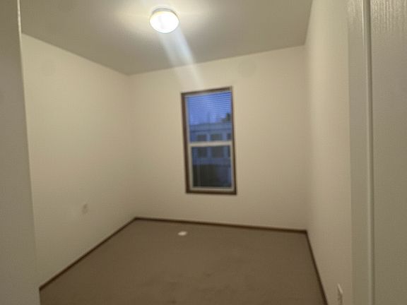 5th image of 1031 N 525th Cir E #85