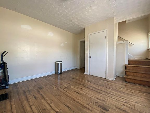 5th image of 605 Fairwood Ave #7