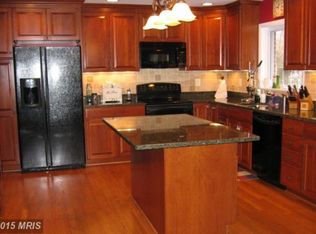 6222 Mori St, Mc Lean, VA 22101