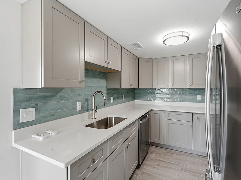 548 Plaza Seville Ct #89 — Photo 8