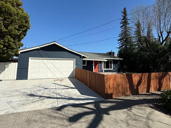 3190 Stuart Way, Napa, CA 94558