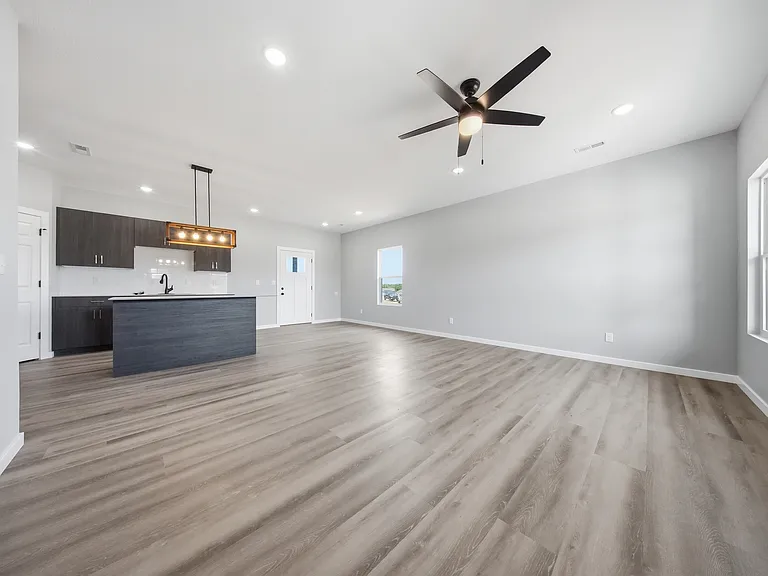 5268 W Farm Road 140 — Photo 32