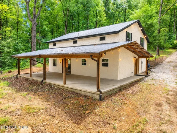 148 Chimney Rock Ln, Duff, TN 37729