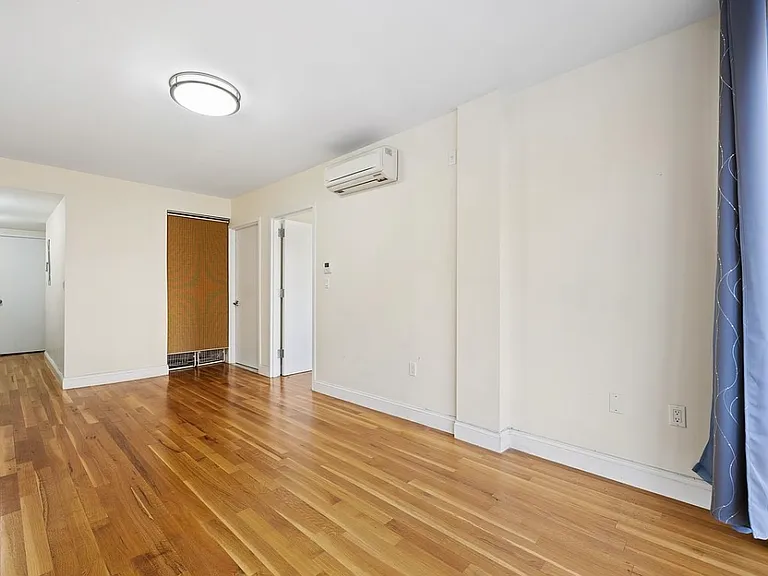 2068 Ocean Ave #3 — Photo 6