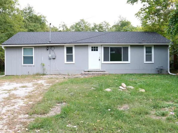 5231 N Merrimac Ave, Kansas City, MO 64151