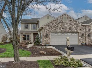 2421 Zell Ct, Hummelstown, PA 17036
