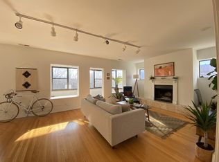 728 W Waveland Ave UNIT 3, Chicago, IL 60613