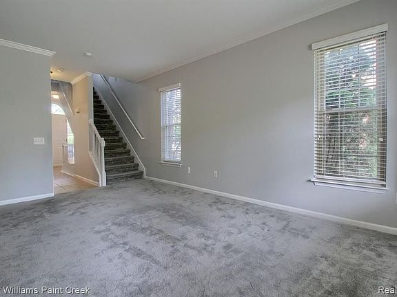 5th image of 41160 Maplewood Dr