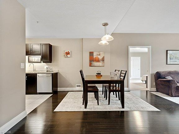5th image of 165 Duke St E #105