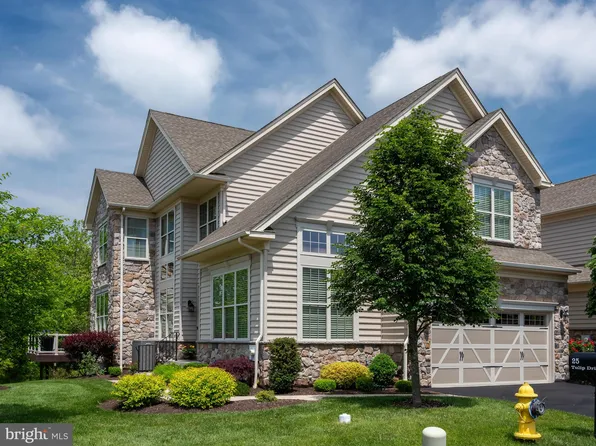 25 Tulip Dr Unit 55, Malvern, PA 19355