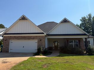 381 Bennett Dr, Mansfield, GA 30055
