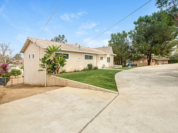 3rd image of 2192 Corona Ave
